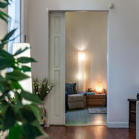 Alunana Lux Jakuzzi Apart, Facade Is Under Renovation, In Riga Art Nouveau Area, Self Check-In Exterior foto