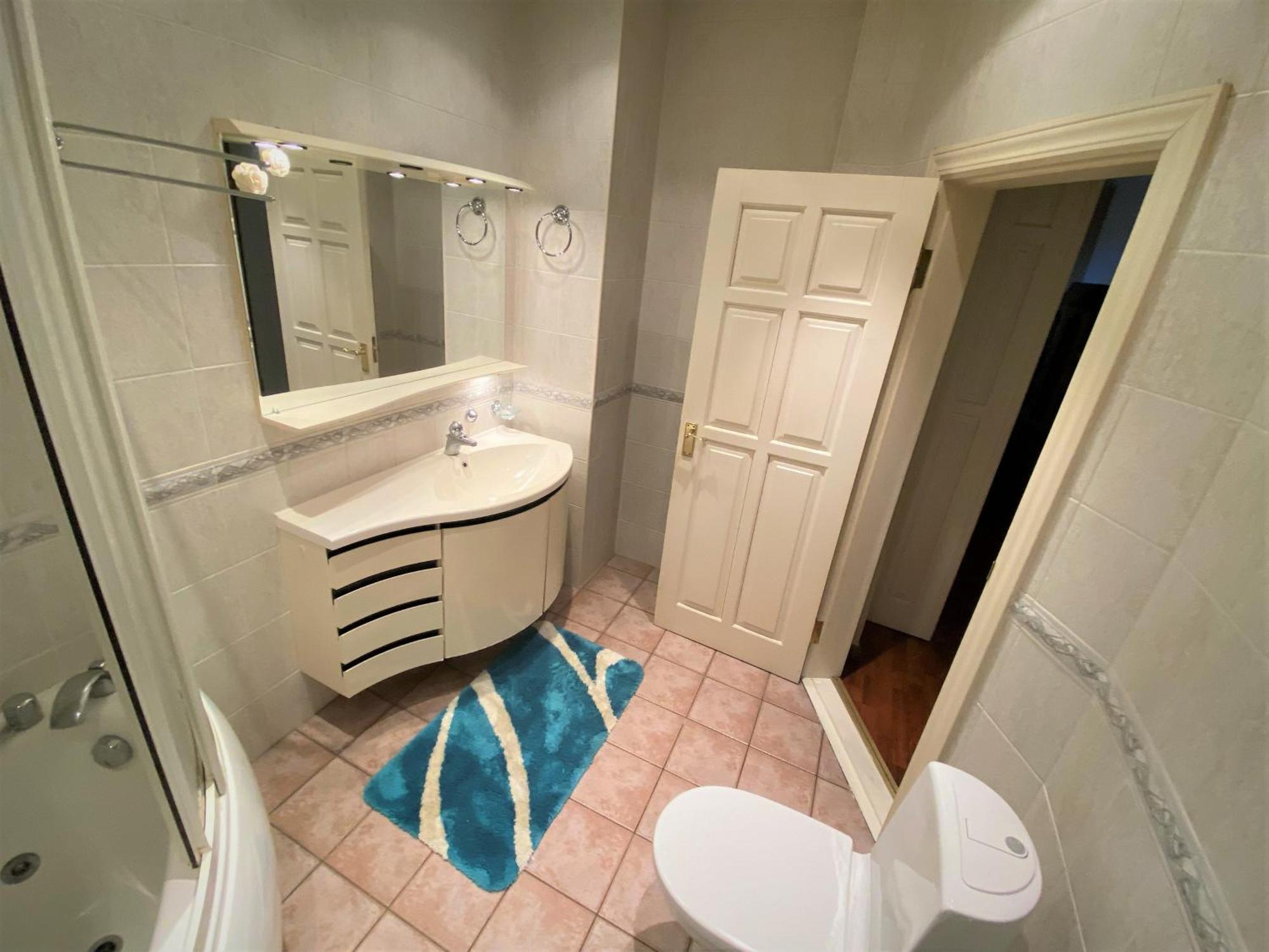 Alunana Lux Jakuzzi Apart, Facade Is Under Renovation, In Riga Art Nouveau Area, Self Check-In Exterior foto